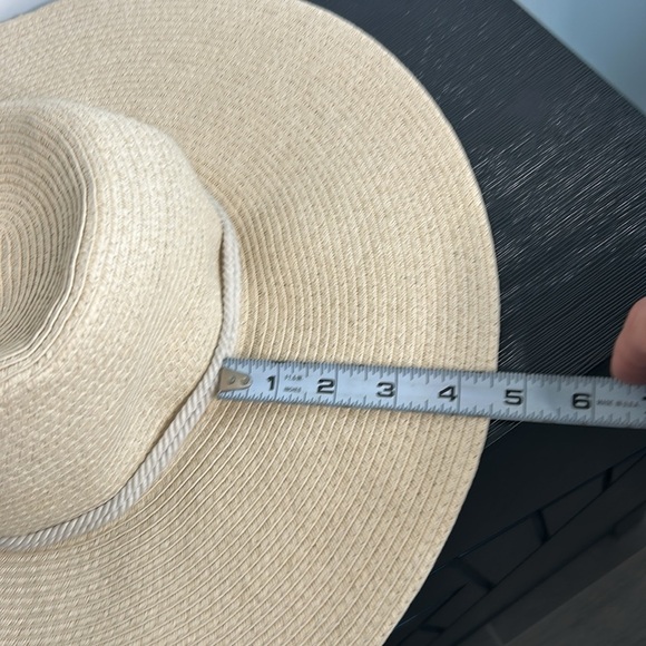 Banana Republic Wide Brim 4.5” Sun Straw Hat - Picture 9 of 15